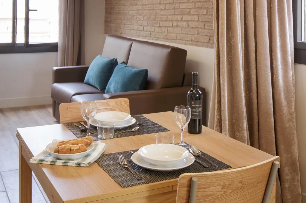APARTMENT CAPACITY 4 Room, Hotel Sagrada Familia Apartments, Barcelona
