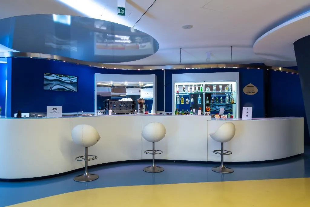 Lobby, Poseidon, Naples