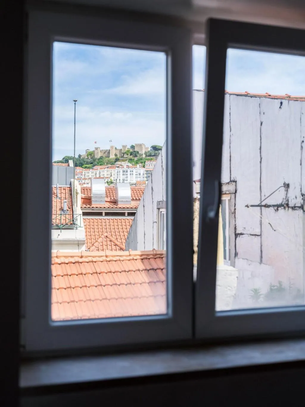 DOUBLE KING SIZE BED Room, The Art Inn Lisbon, Lisbon