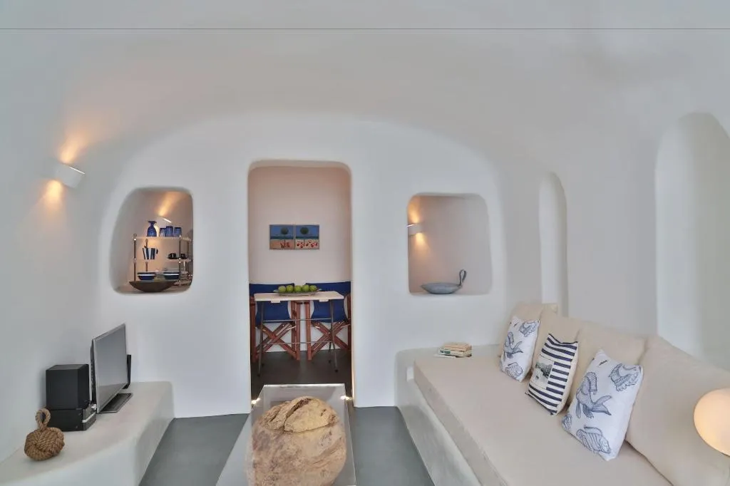 Room, Lava Caves, Santorini