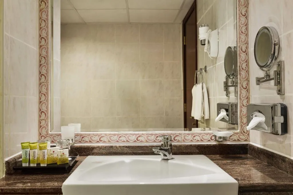 DOUBLE CITY VIEW Room, Ramada By Wyndham Beach Hotel Ajman, Dubai