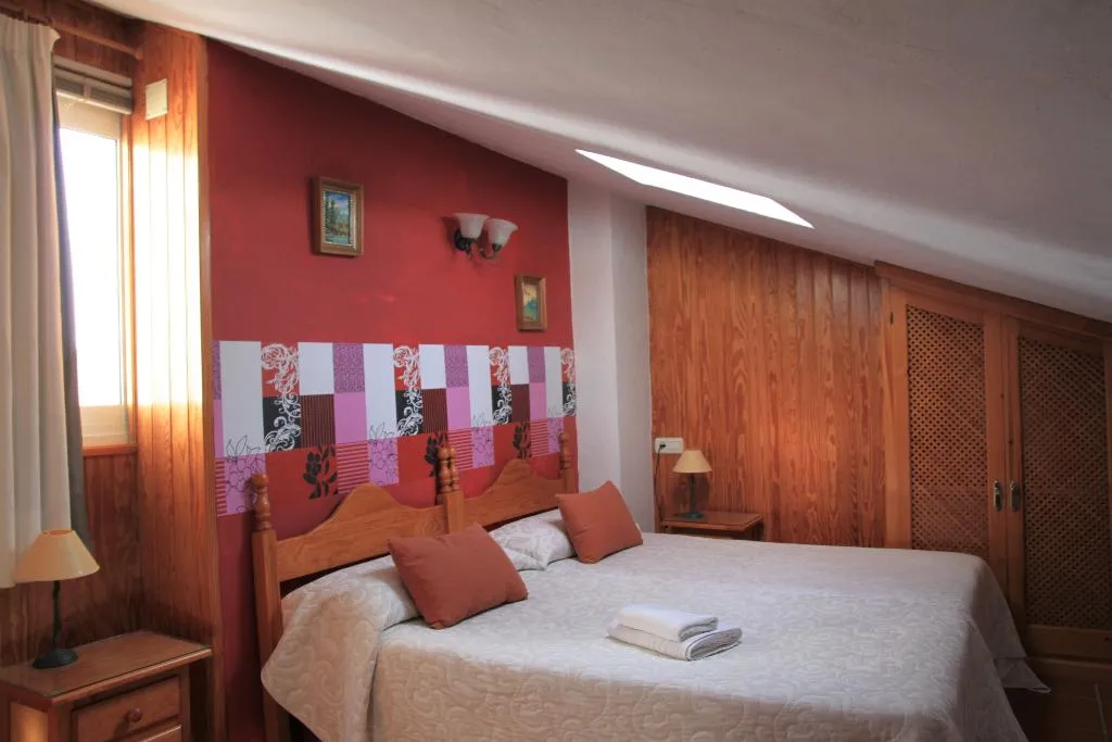 Room, Ana, Costa Del Sol