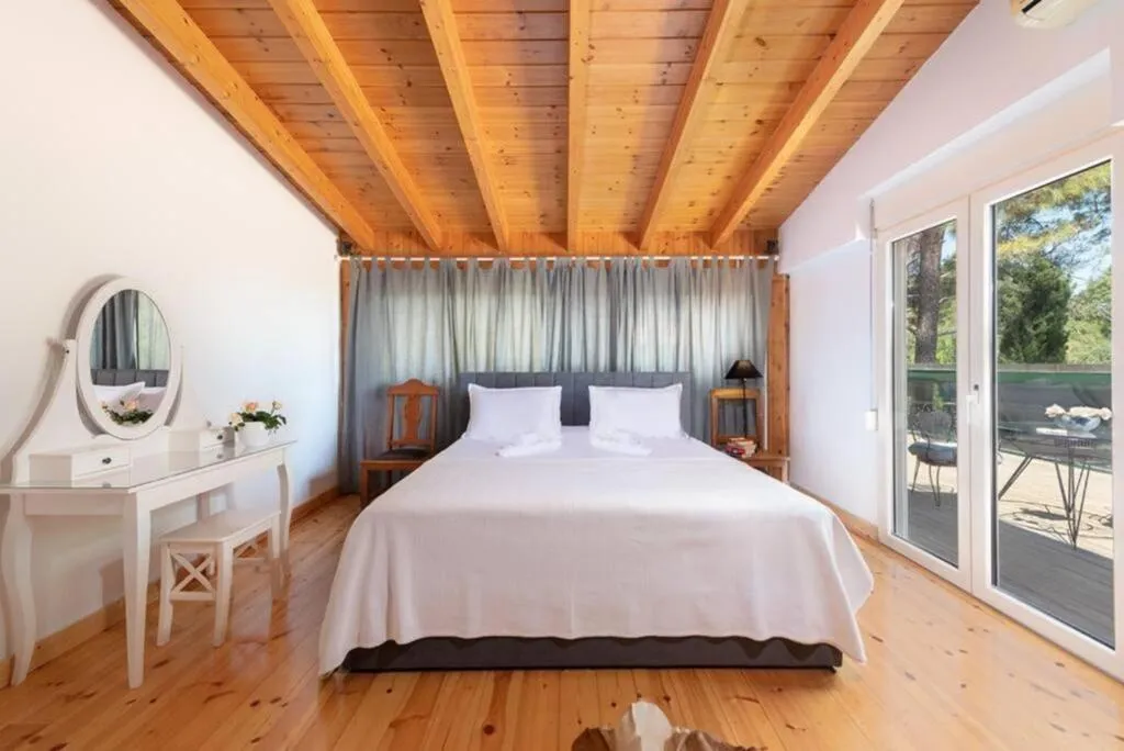 Room, Agrology Lux, Rhodes