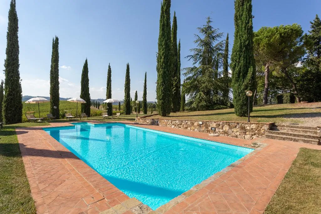 Pool, Fattoria Pratale, Florence