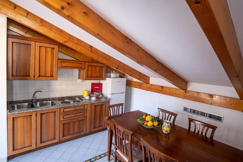 APARTMENT SUPERIOR WITH TERRACE Room, Antico Palazzo Scala, Naples