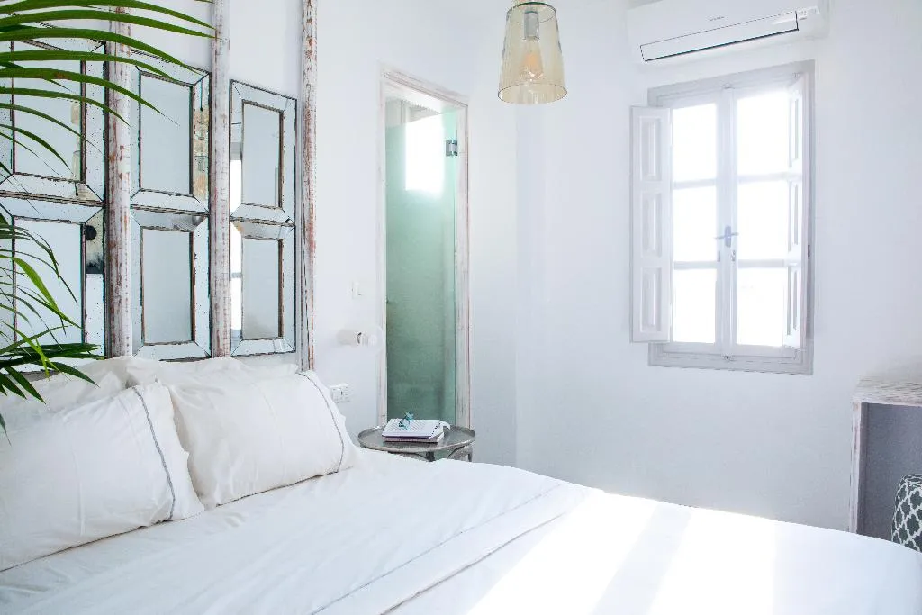 DOUBLE DELUXE ONE BED Room, The Museum Project Oia, Santorini