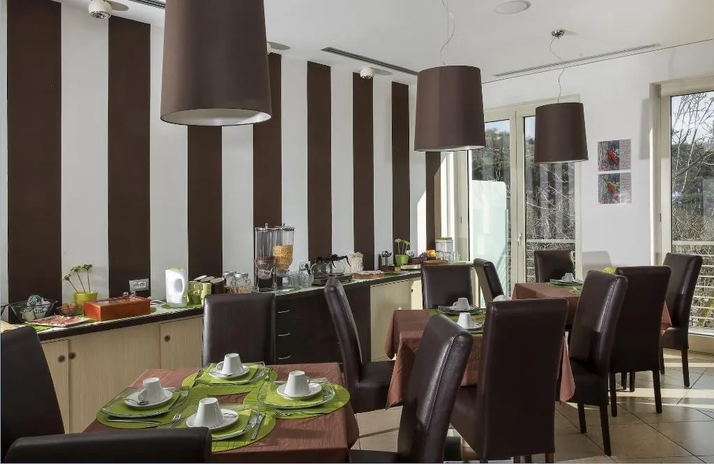 Restaurant, Demariahouse, Naples