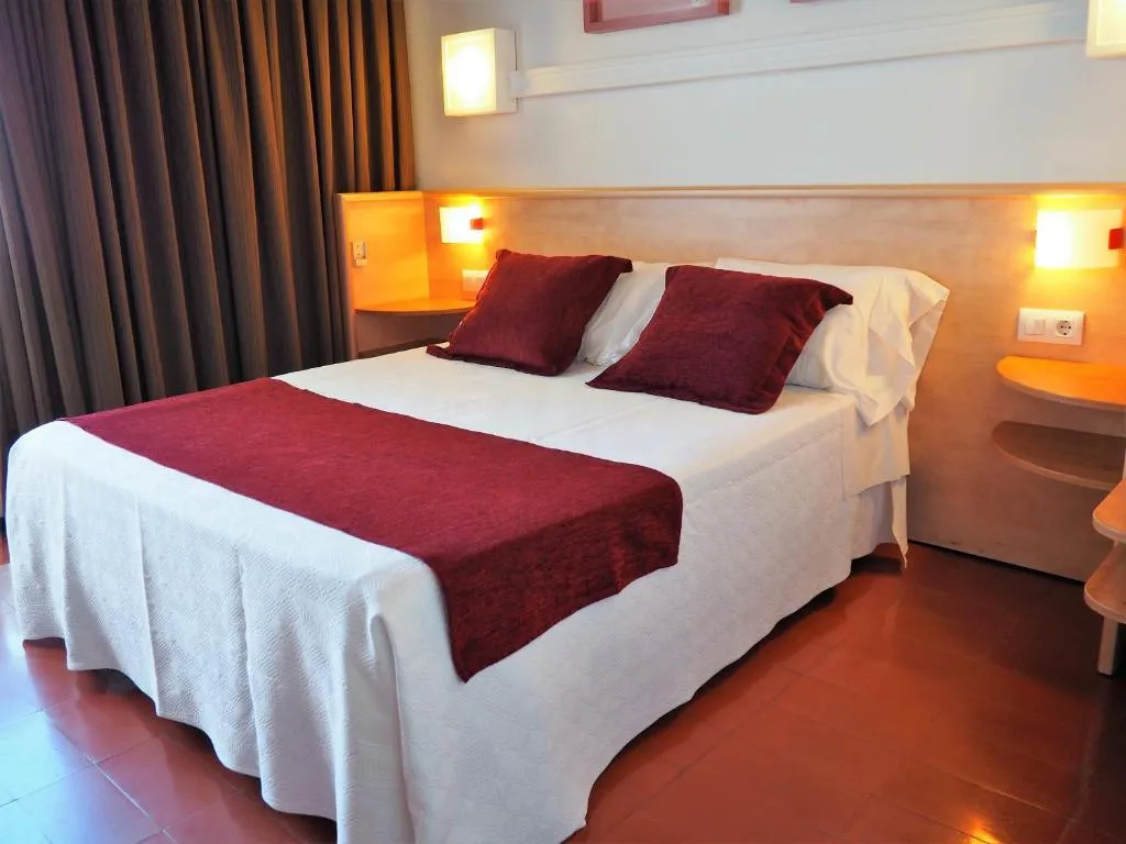 SINGLE STANDARD Room, Xaine Park, Costa Brava