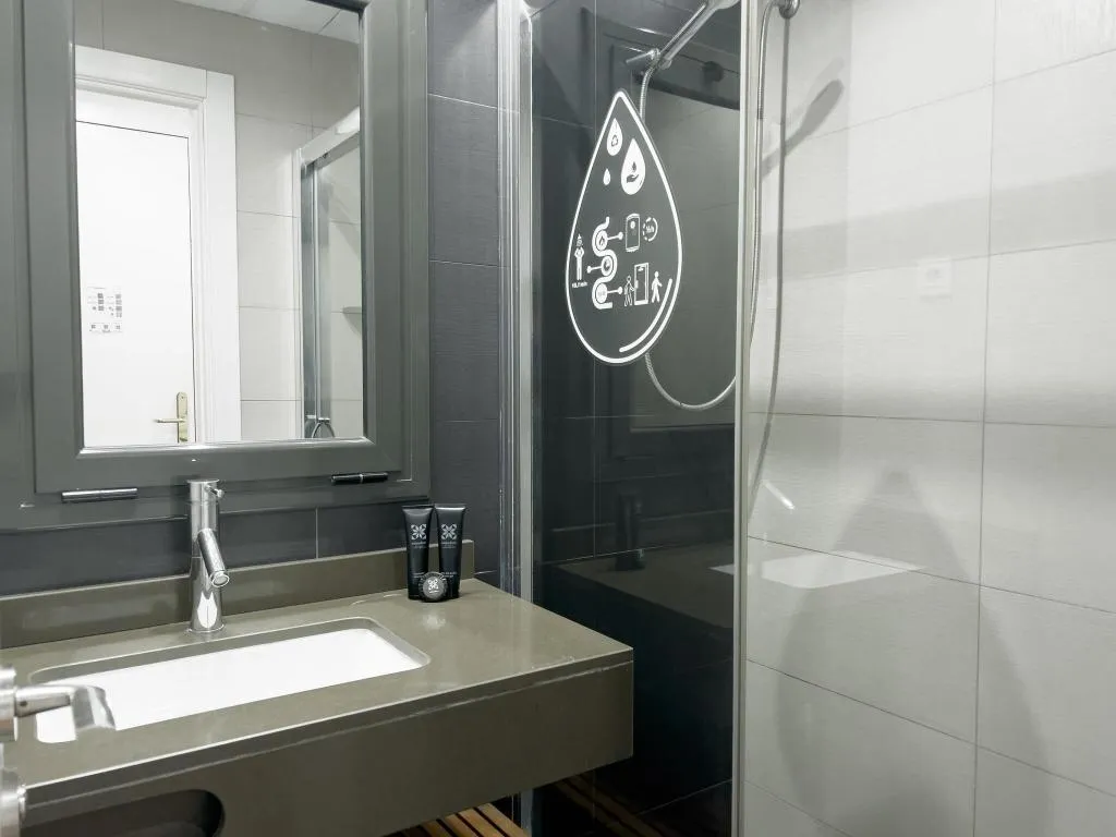APARTMENT SUPERIOR CITY VIEW Room, Enjoybcn Gaudi Apartments, Barcelona