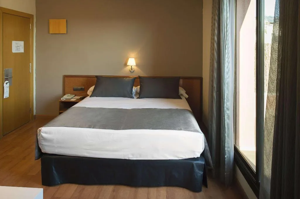Room, Catalonia Castellnou, Barcelona