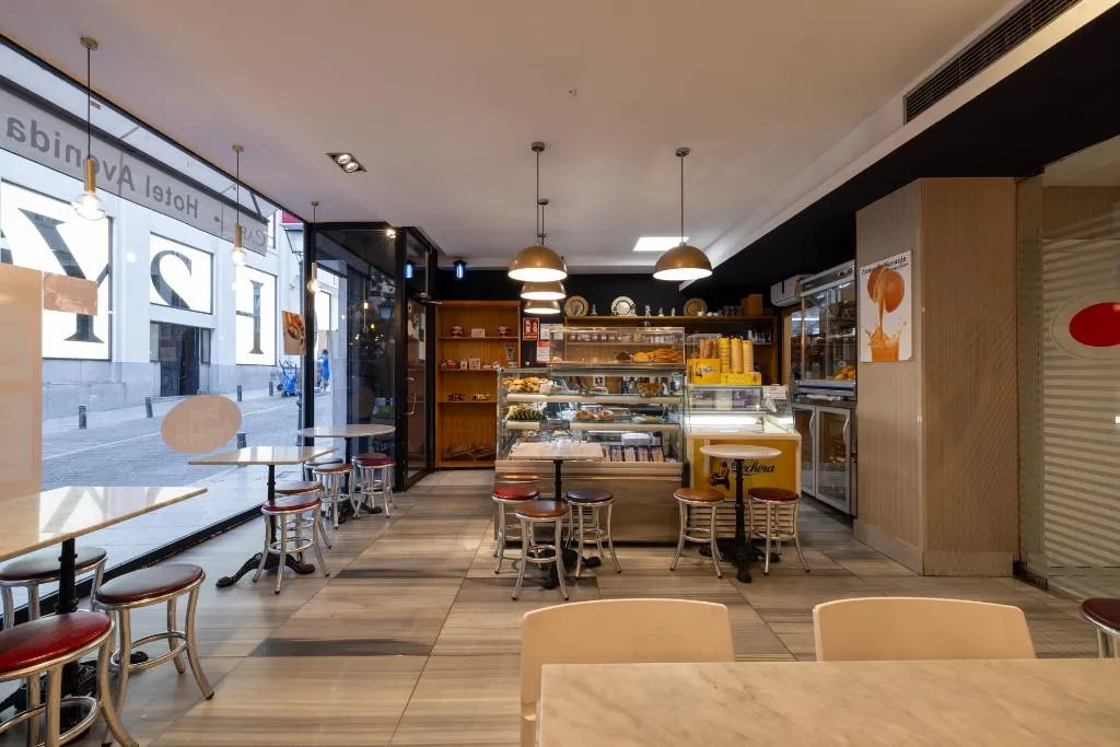 Lobby, Avenida Gran Via, Madrid