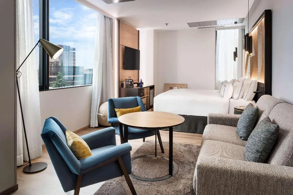 TRIPLE STANDARD Room, Melia Avenida America, Madrid