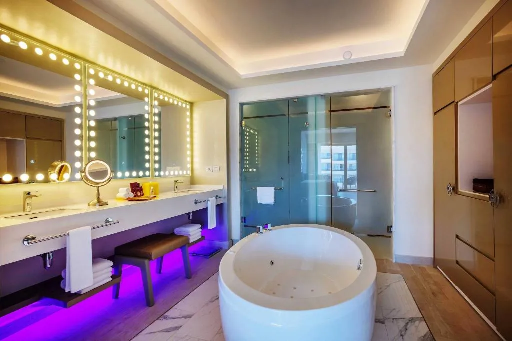 Room, Planet Hollywood Adult Scene - All-Inclusive Resor, Cancun Area