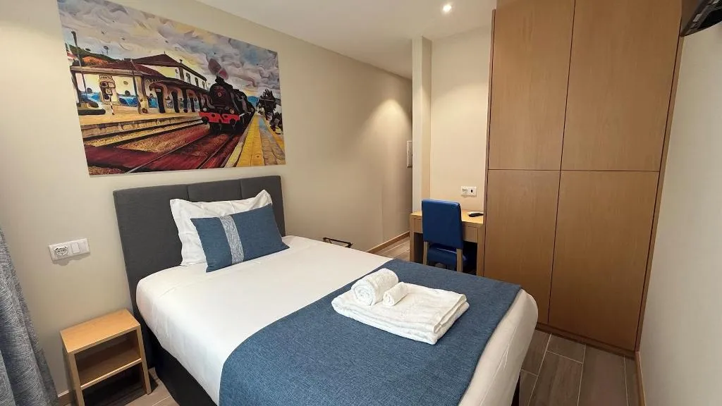 Room, Oporto Station Hostel & Rooms, Porto