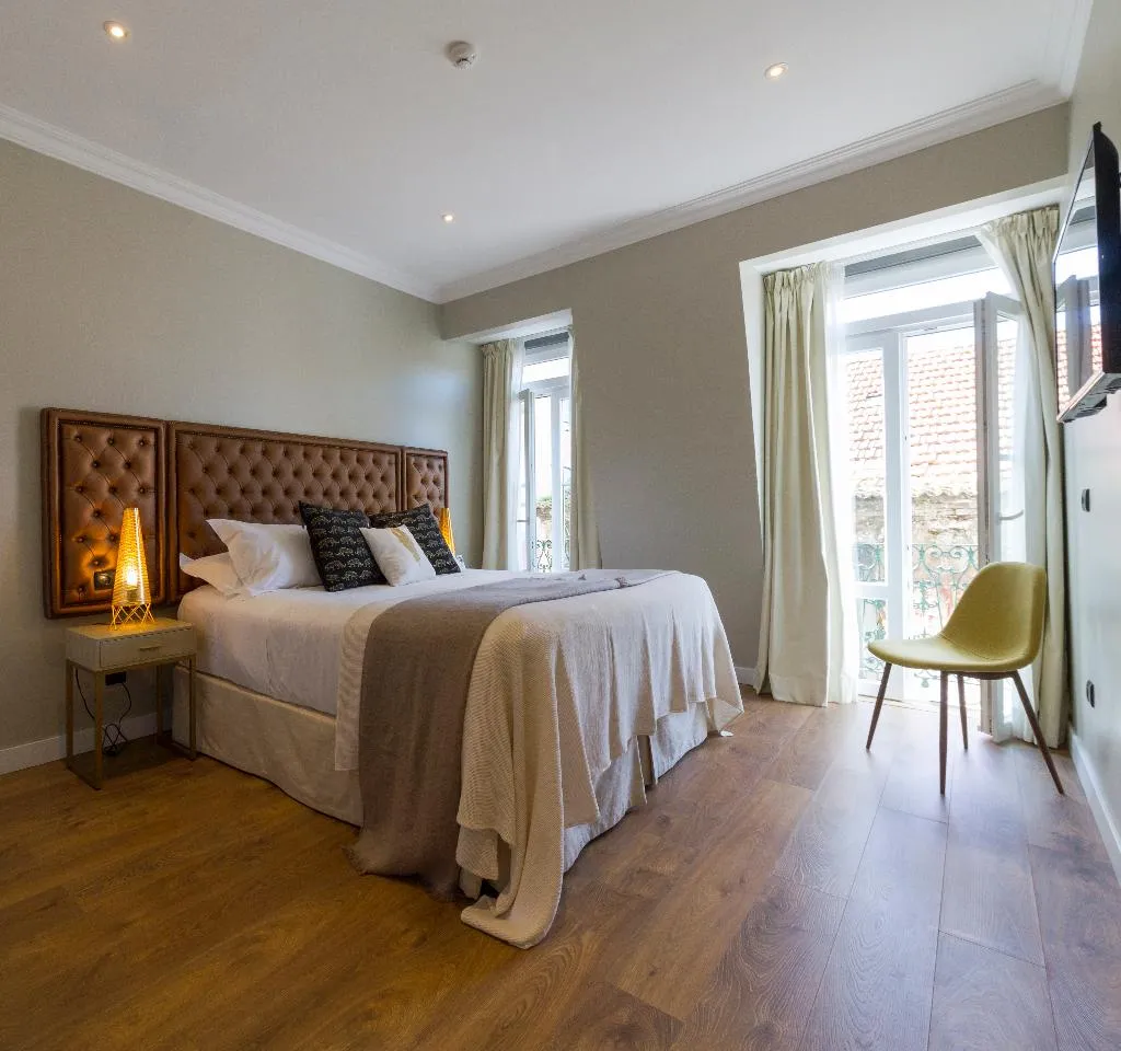 Double or Twin STANDARD Room, Bairro Alto Suites, Lisbon