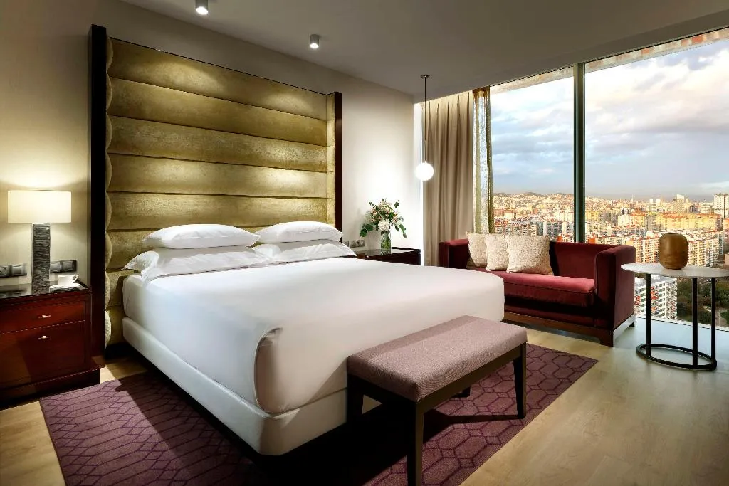 Room, Hyatt Regency Barcelona Tower, Barcelona