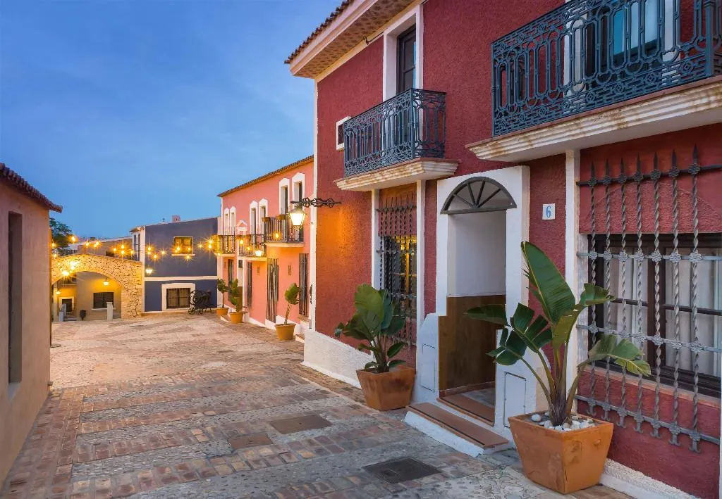 General view, Occidental Pueblo Acantilado, Costa Blanca