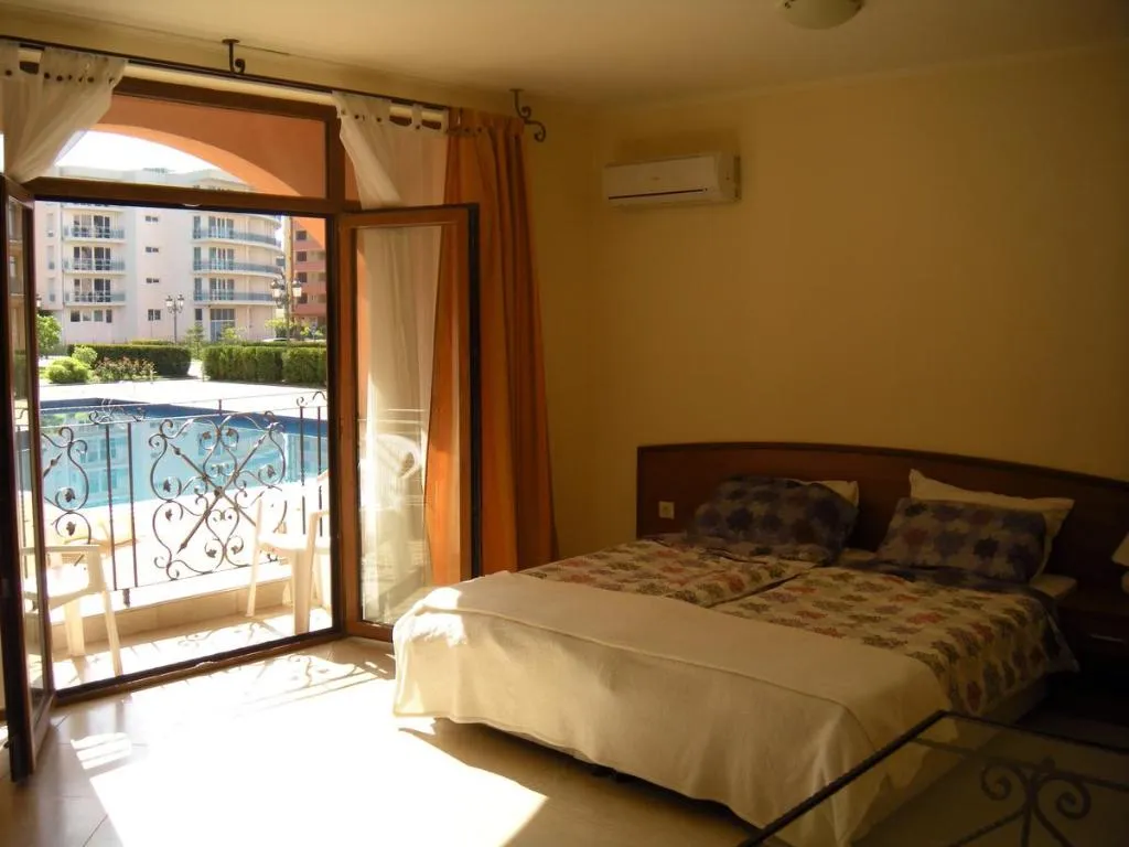 Room, Palazzo, Bourgas