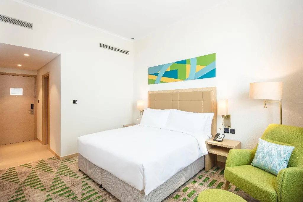 Room STANDARD Room, Holiday Inn Hotel & Suites Dubai Science Park, Dubai