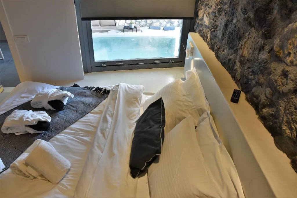 Room, Horizon Mills Villas & Suites, Santorini