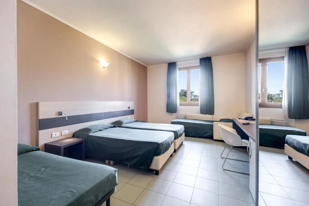 QUADRUPLE STANDARD Room, Alba, Rome