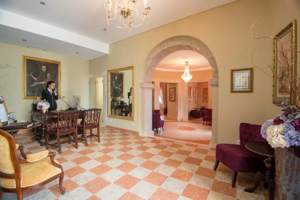 Lobby, Vila Gale Collection Palacio dos Arcos, Lisbon