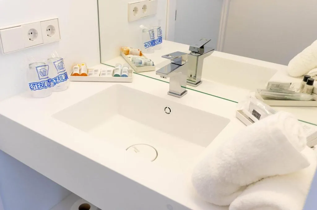 Room, Hotel Cenit & Apts. Sol y Viento, Ibiza