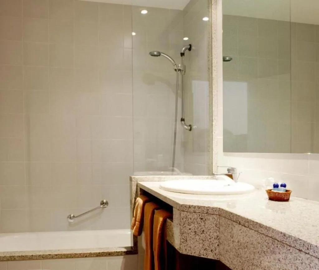 Room, Hotel Playa Sol, Costa Brava