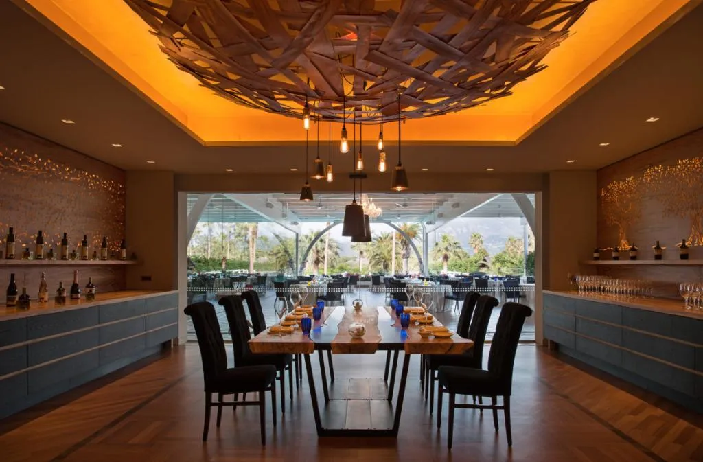 Restaurant, Savoy Beach, Naples