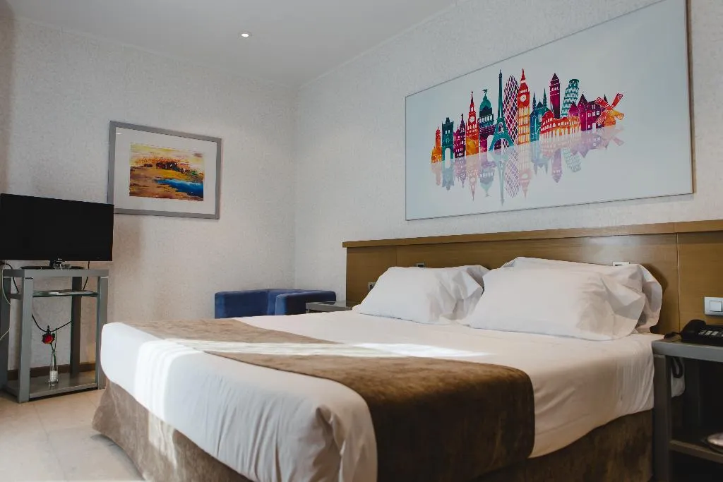 DOUBLE SINGLE USE STANDARD Room, Mas Camarena, Valencia