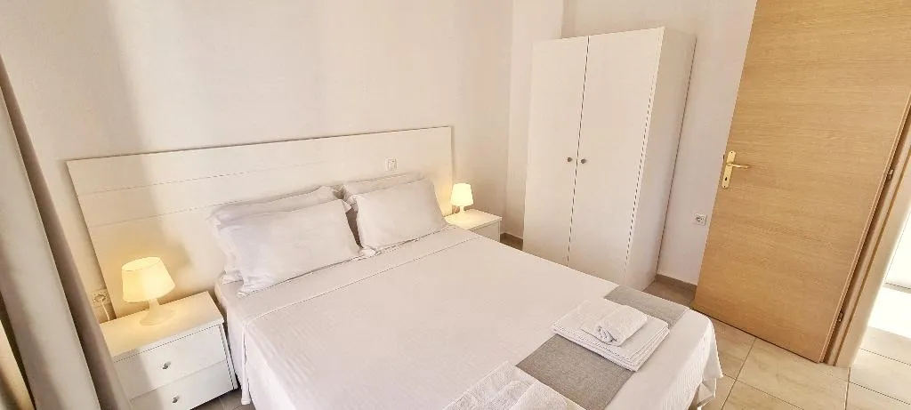 APARTMENT OCEAN VIEW TWO BEDROOMS Room, Bungalow White Apartments and Suits, Halkidiki