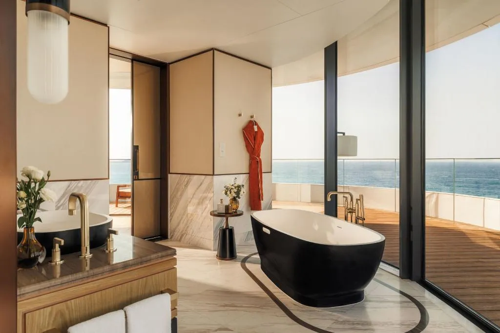 SUITE OCEAN FRONT TWO DOUBLE BEDS Room, Jumeirah Marsa Al Arab, Dubai