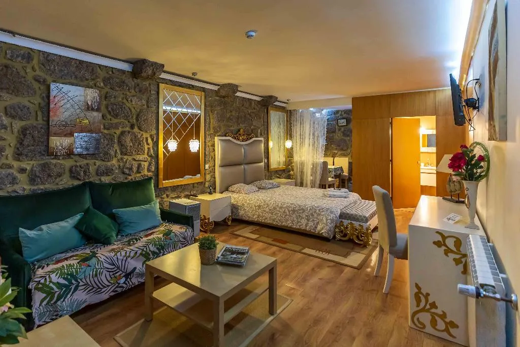 APARTMENT WITH KITCHENETTE Room, Quinta São Miguel de Arcos, Porto