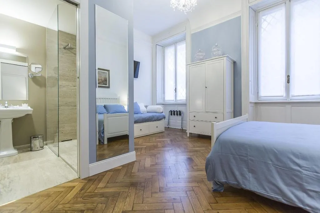 Room, Household - Settembrini 17, Milan