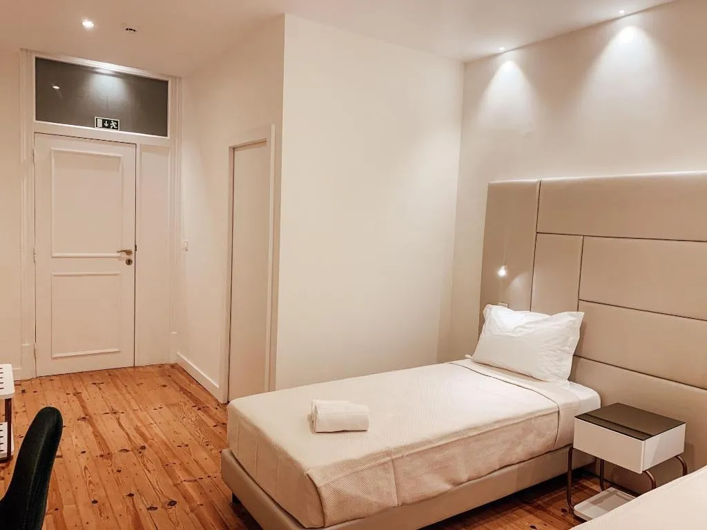 Room, Le Premier Lisbon Suites, Lisbon