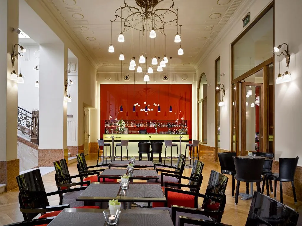 Bar, K+K Hotel Central, Prague