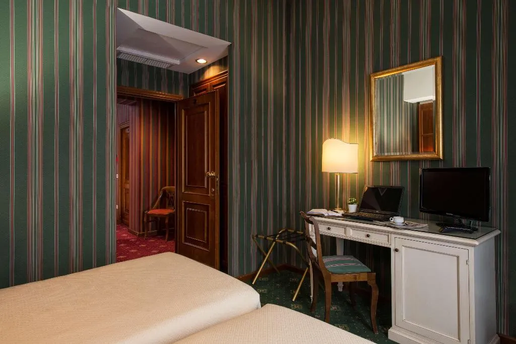 Room, Atlante Garden, Rome
