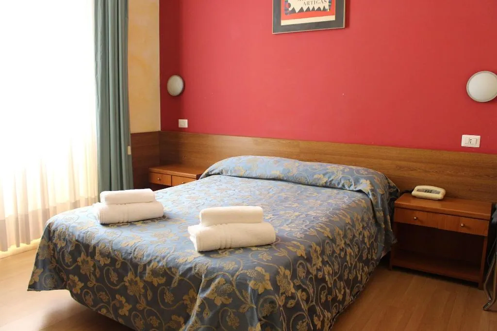 Room, Club Hotel Milan, Milan