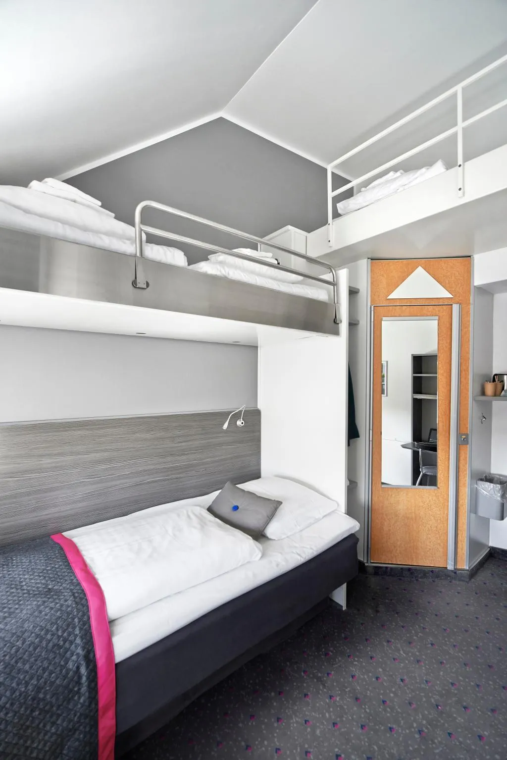 QUADRUPLE STANDARD Room, Cabinn Scandinavia, Copenhagen