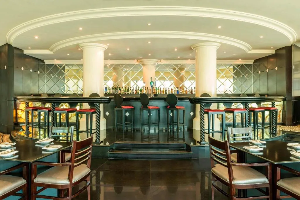 Restaurant, Majestic Cove Hotel, Dubai