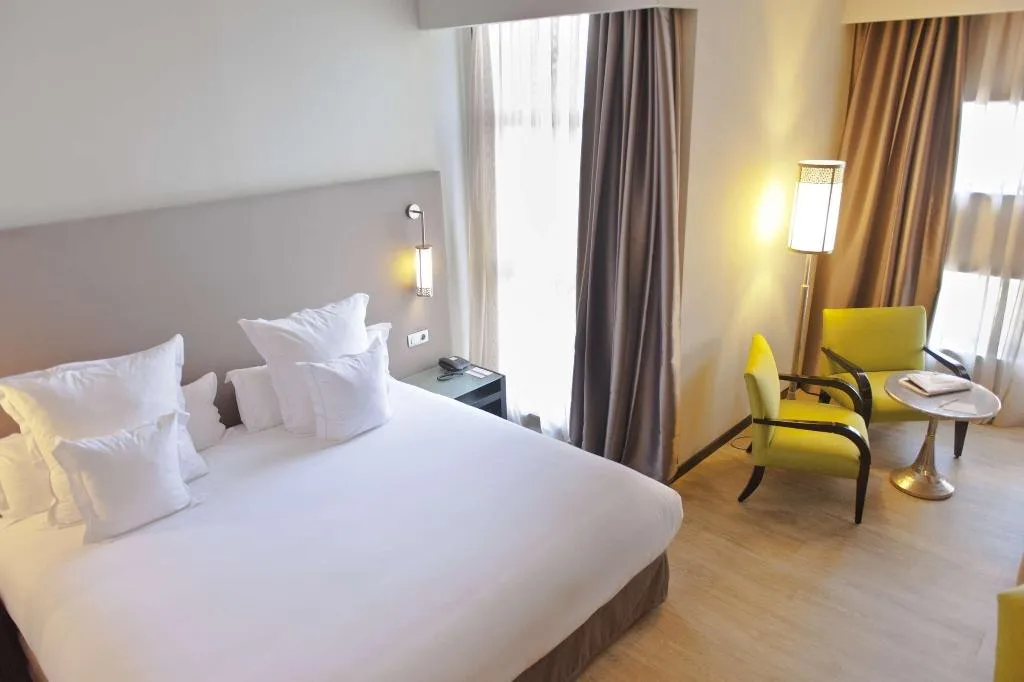 Double or Twin DELUXE Room, Barcelo Casablanca, Casablanca