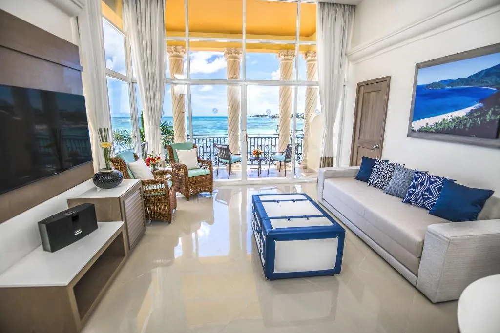Room, Wyndham Alltra Playa del Carmen Adults Only All In, Playa Del Carmen