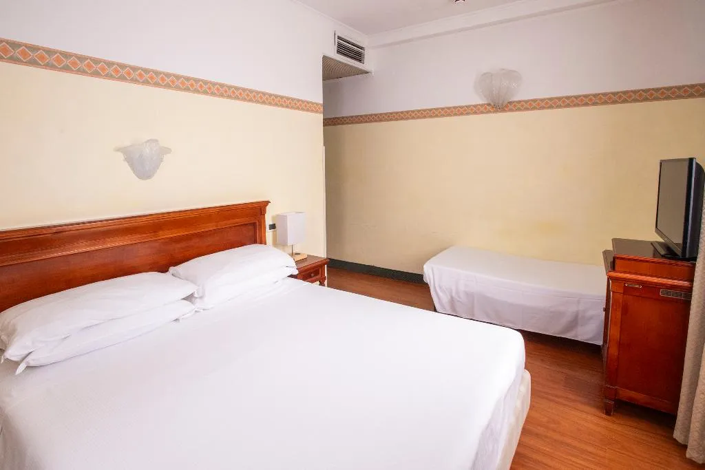TRIPLE CLASSIC Room, Russo Palace, Venice