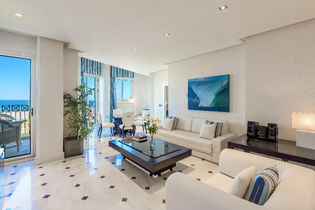 SUITE SEA VIEW WITH TERRACE Room, Santos Las Arenas Balneario Resort, Valencia