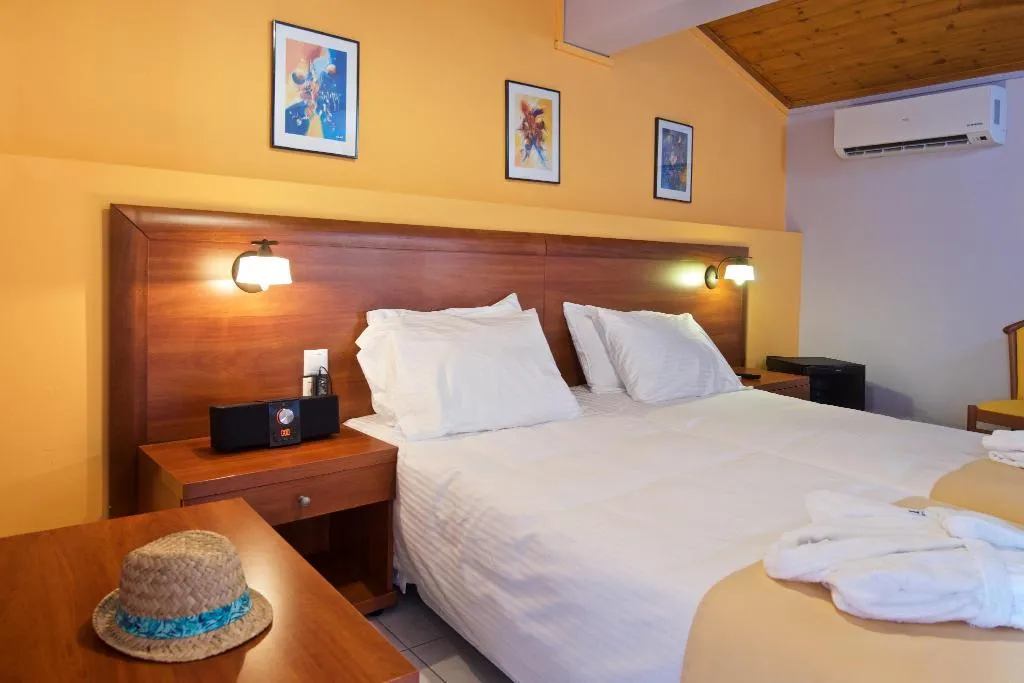 Room, Mirabel City Center Hotel, Kefallinia