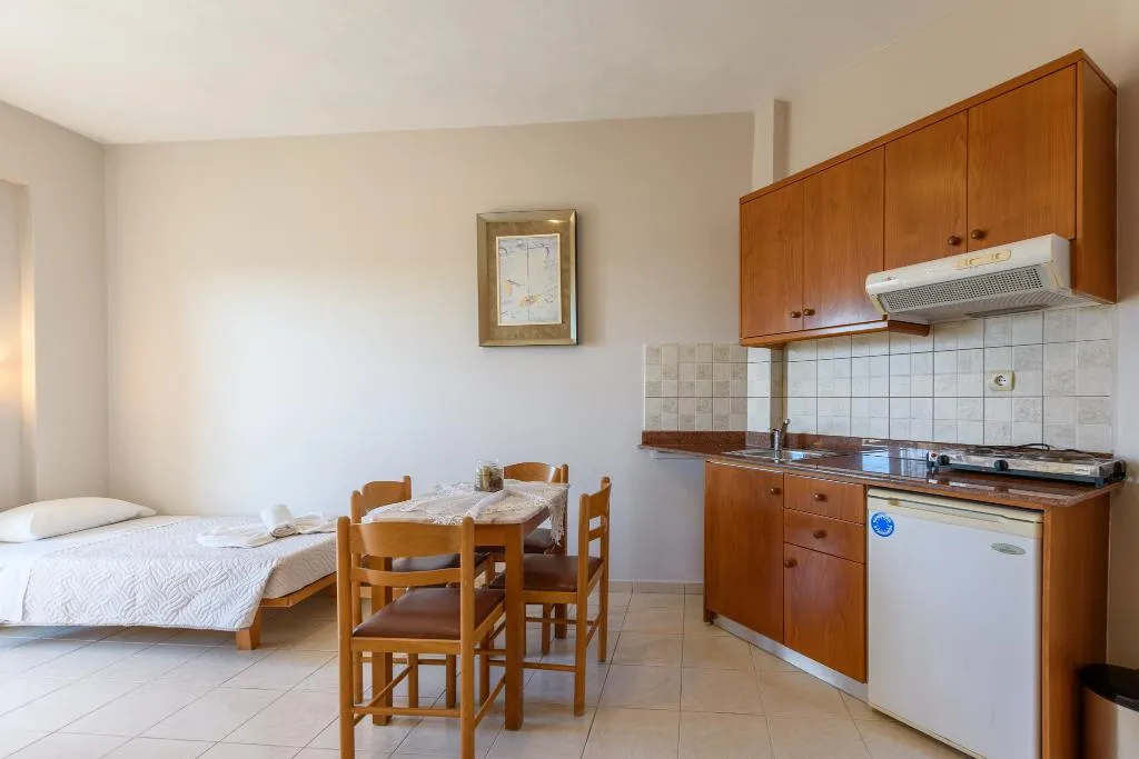 APARTMENT STANDARD Room, Danelis Apartments, Crete