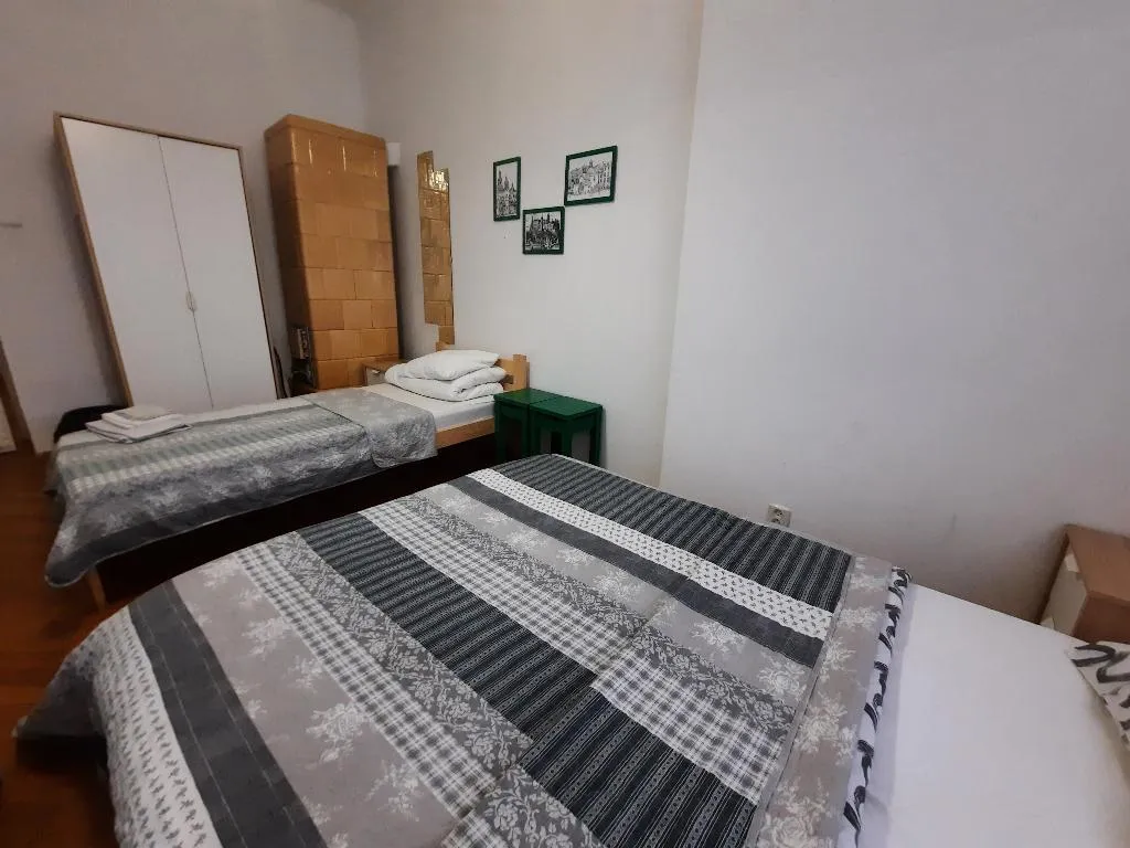 QUADRUPLE STANDARD Room, Lorf Hostel and Apartments, Krakow