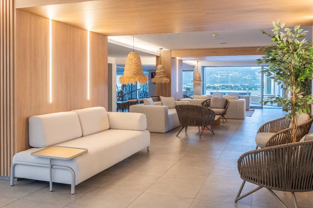 Lobby, Leonardo Royal Htl Mallorca Palmanova Bay, Majorca
