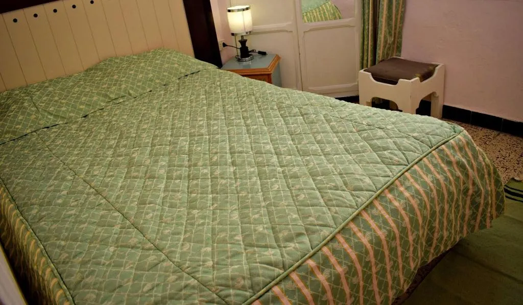 Room, Hotel Paris, Tunisia