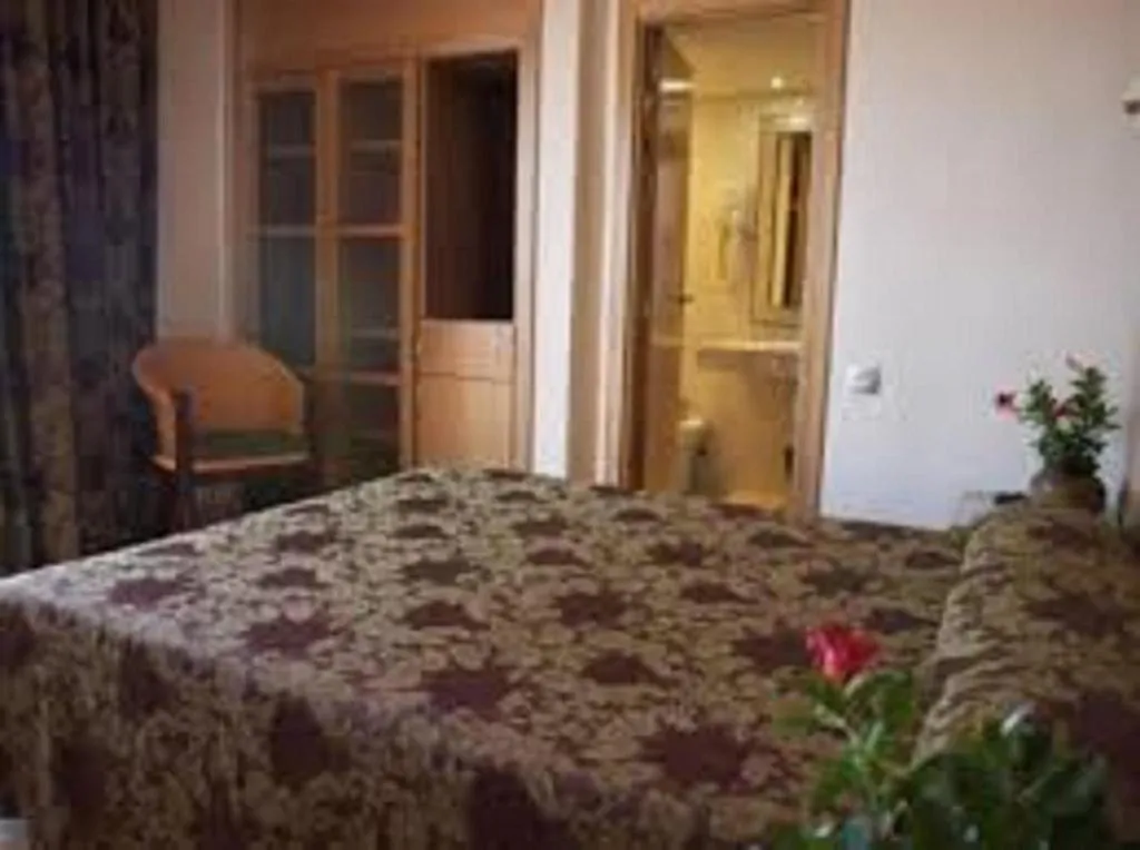 Double or Twin STANDARD Room, Alba Seleqtta Hotel Spa Resort, Costa Brava